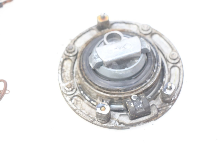 photo de KIT SERRATURA CHIAVE NEIMAN HONDA CBR RR FIREBLADE 900 (1992 - 1994) - Zoom sui componenti