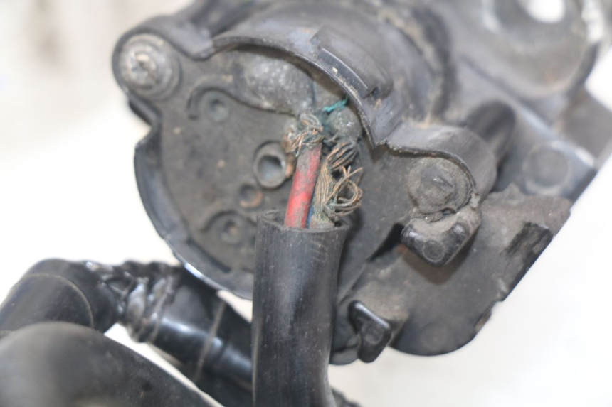 photo de KIT SERRATURA CHIAVE NEIMAN HONDA CBR RR FIREBLADE 900 (1992 - 1994) - Altra angolazione