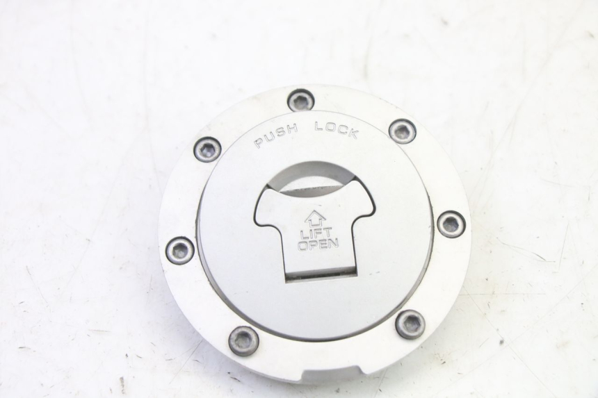 photo de KIT SERRATURA CHIAVE NEIMAN HONDA CBR RR FIREBLADE 900 (1992 - 1994) - Altra vista dell'articolo