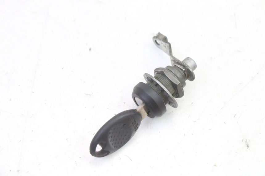 photo de KIT SERRATURE APRILIA CLASSIC 125 (1995 - 2001) - Caratteristiche distintive