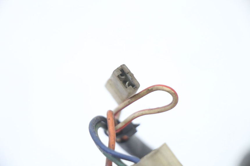 photo de KIT SERRATURE APRILIA CLASSIC 125 (1995 - 2001) - Dettagli dei punti di fissaggio