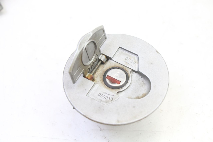 photo de KIT SERRATURE APRILIA CLASSIC 125 (1995 - 2001) - Ricambio usato controllato