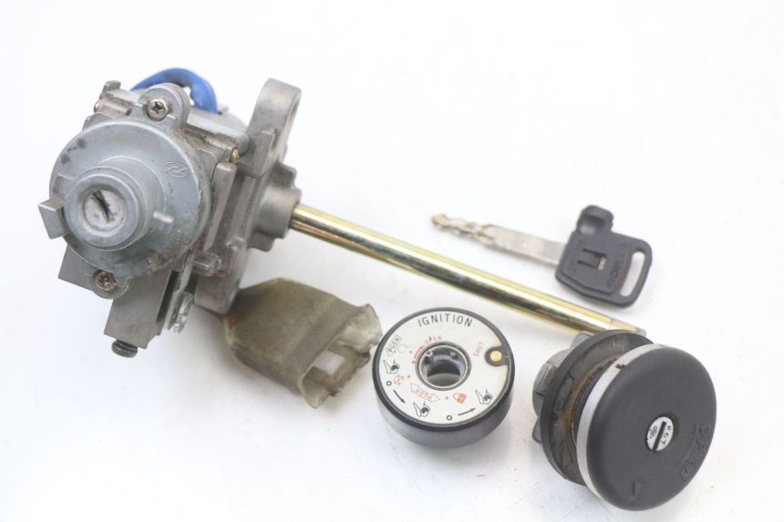 photo de KIT CHIAVE BLOCCO NEIMAN KYMCO DINK STREET 125 (2009 - 2014) - Dettaglio del componente