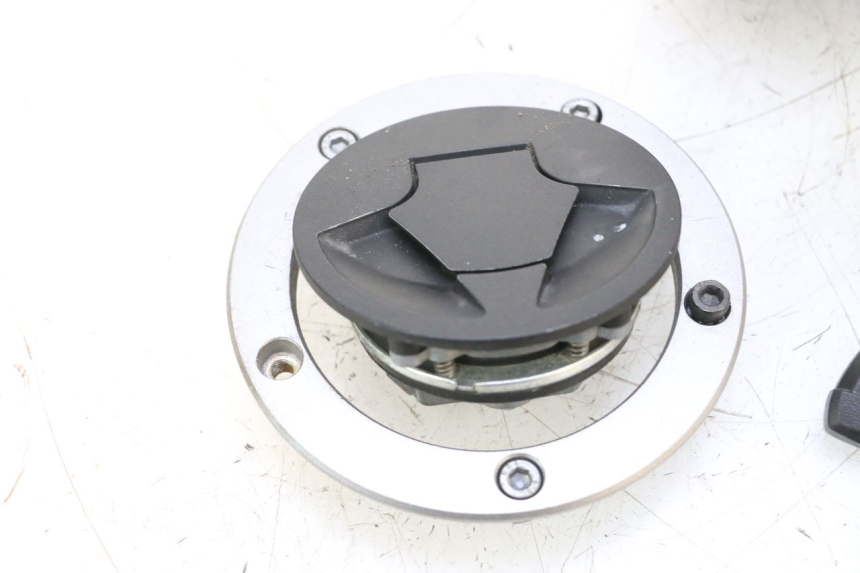 photo de KIT SERRATURE KAWASAKI ER-6 ER6 F ABS 650 (2012 - 2016) - Altra vista dell'articolo