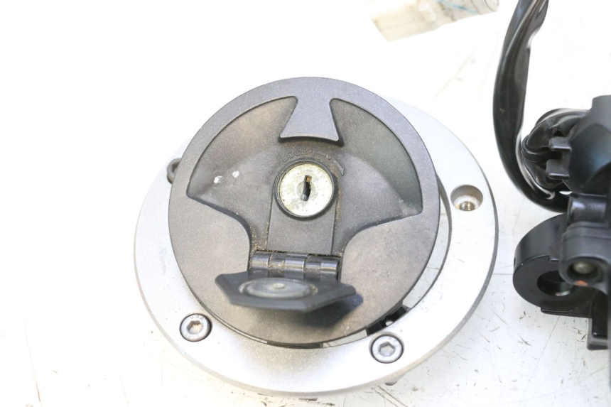 photo de KIT SERRATURE KAWASAKI ER-6 ER6 F ABS 650 (2012 - 2016) - Caratteristiche distintive