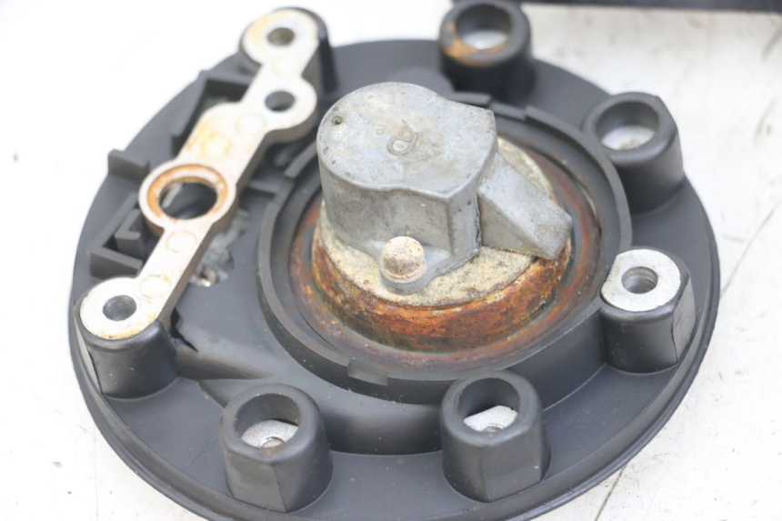 photo de KIT SERRATURA CHIAVE NEIMAN YAMAHA FJ 3CX 1200 (1986 - 1996) - Dettagli dei punti di fissaggio