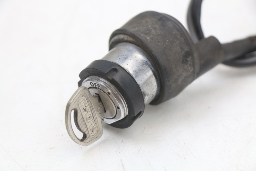 photo de KIT CHIAVE BLOCCO NEIMAN SUZUKI GN 125 (1997 - 2000) - Vista d'insieme del prodotto