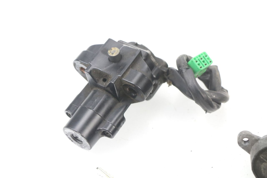 photo de KIT SERRATURE SUZUKI GSF N BANDIT 600 (1996 - 1999) - Dettaglio del componente
