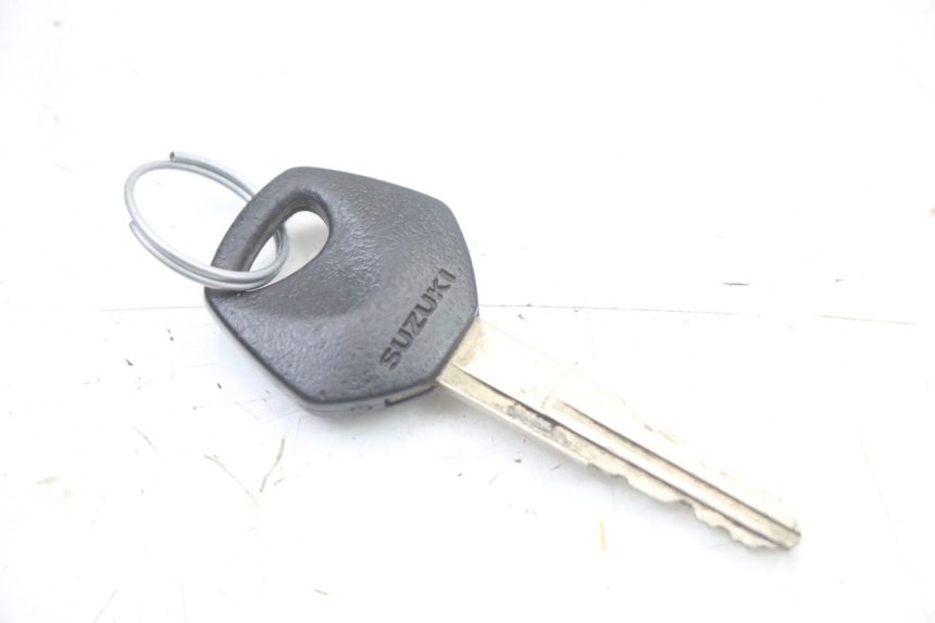 photo de KIT SERRATURE SUZUKI GSF S BANDIT 600 (2000 - 2004) - Ricambio usato controllato