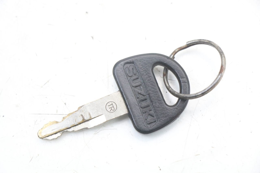 photo de KIT SERRATURE SUZUKI GSX E 250 (1982 - 1983) - Zoom sullo stato d'uso