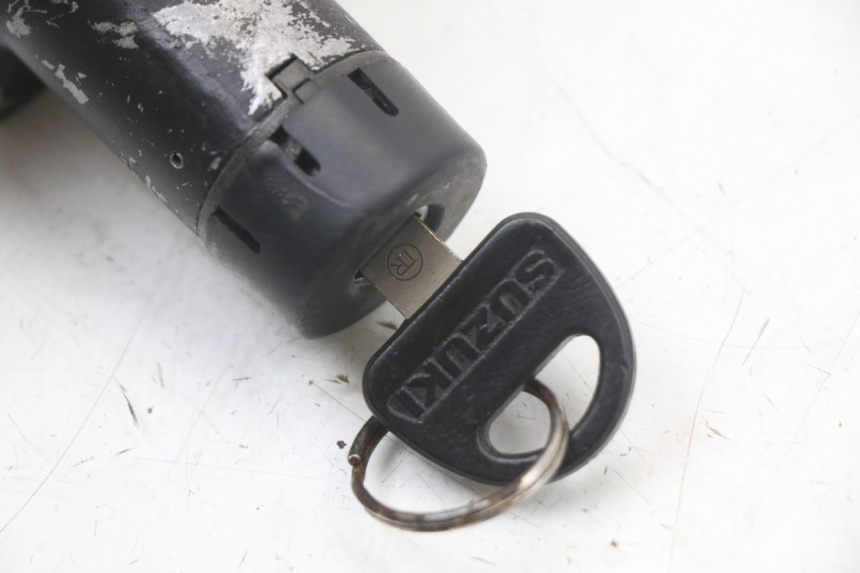 photo de KIT SERRATURE SUZUKI GSX E 250 (1982 - 1983) - Ricambio usato controllato