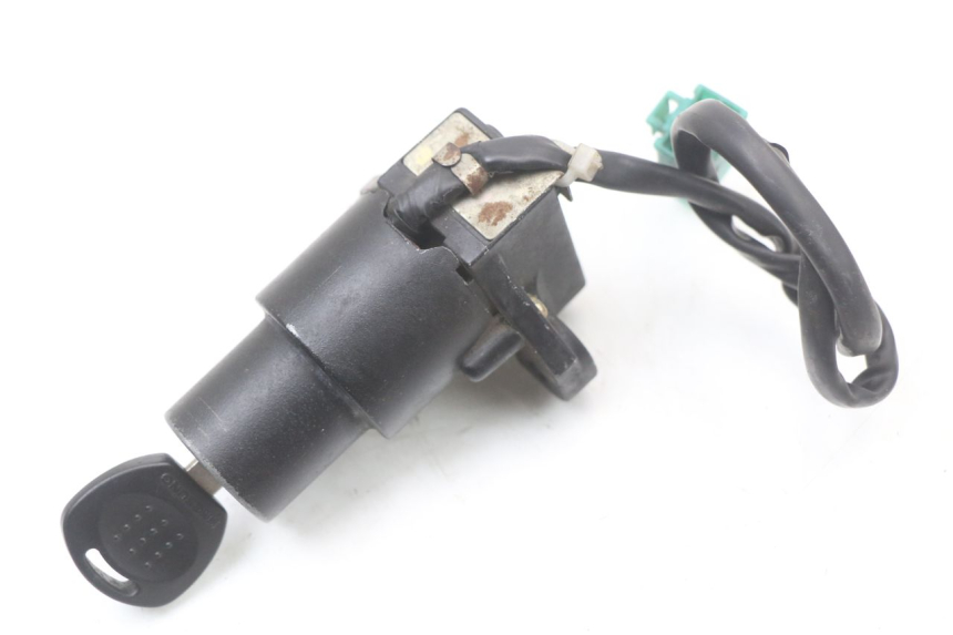 photo de KIT SERRATURE HYOSUNG GTR 125 (2006 - 2008) - Primo piano tecnico