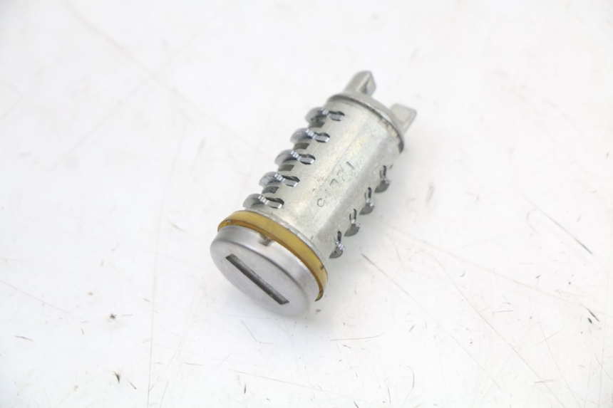 photo de KIT SERRATURE PIAGGIO LIBERTY 4T 50 (2004 - 2008) - Ricambio usato controllato