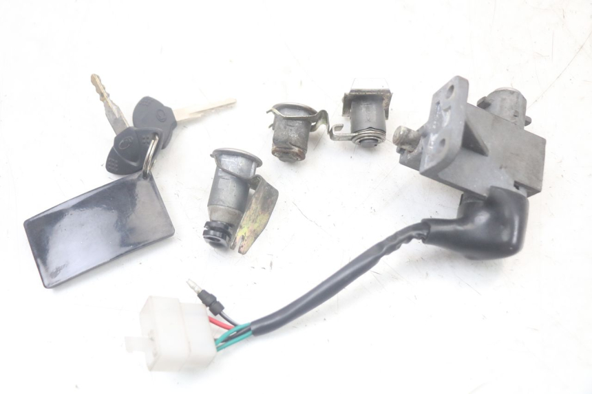 photo de KIT CHIAVE SERRATURA NEIMAN KYMCO LIKE 125 (2009 - 2016) - Dettaglio del componente