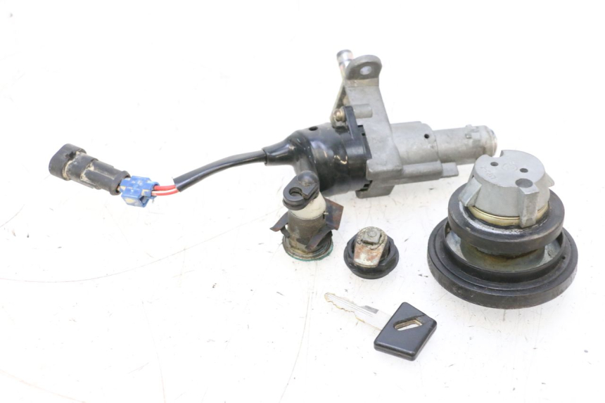 photo de KIT SERRATURE KEEWAY MATRIX RX9 125 (2006 - 2007) - Ricambio usato controllato