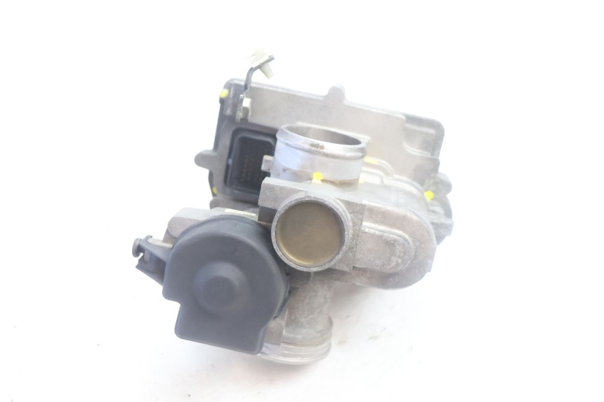 photo de KIT SERRATURE PIAGGIO MP3 500 (2016 - 2018) - Foto prodotto supplementare
