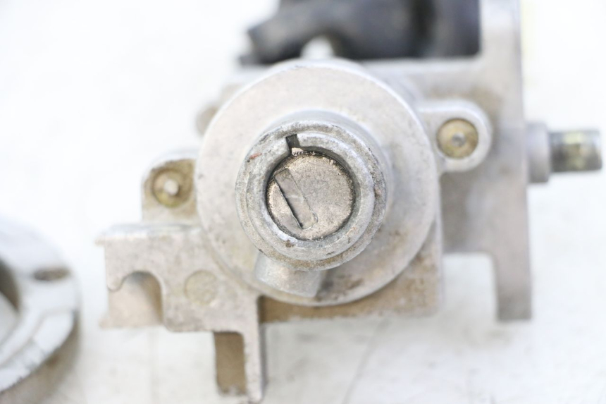 photo de KIT SERRATURE PEUGEOT SPEEDFIGHT 3 LC 2T 50 (2009 - 2015) - Ricambio usato controllato