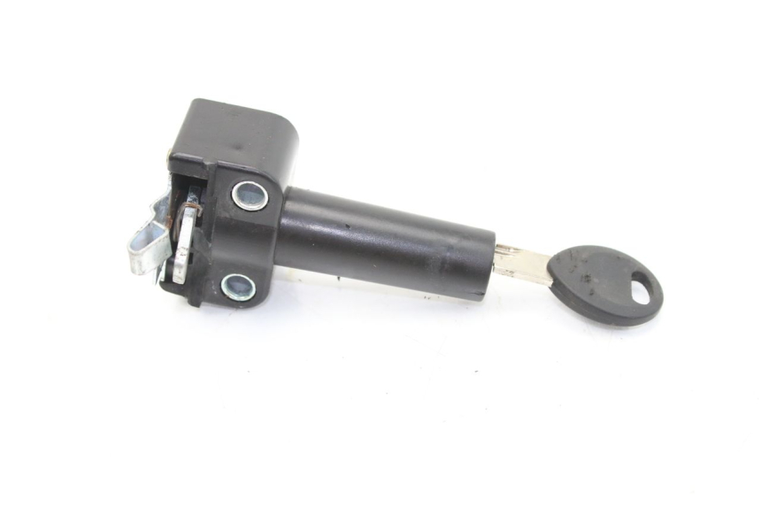 photo de KIT CHIAVE SERRATURA NEIMAN YAMAHA SLIDER NAKED 50 (2004 - 2018) - Zoom sullo stato d'uso