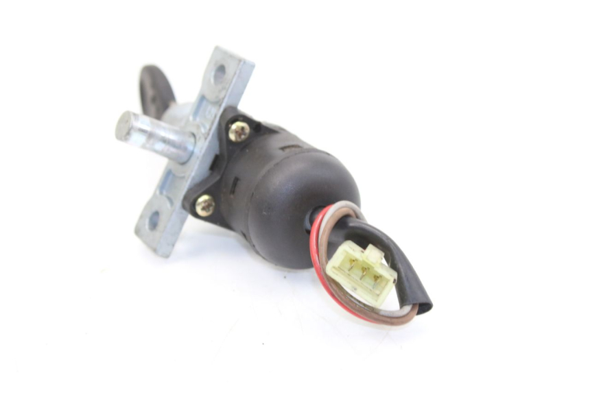 photo de KIT CHIAVE SERRATURA NEIMAN YAMAHA SLIDER NAKED 50 (2004 - 2018) - Dettagli dei punti di fissaggio