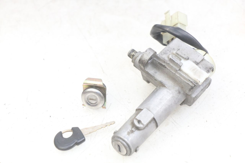 photo de KIT SERRATURA CHIAVE NEIMAN SYM SYMPHONY 125 (2009 - 2015) - Vista principale