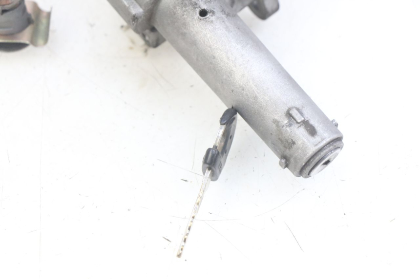 photo de KIT SERRATURA CHIAVE NEIMAN SYM SYMPHONY 125 (2009 - 2015) - Dettaglio del componente