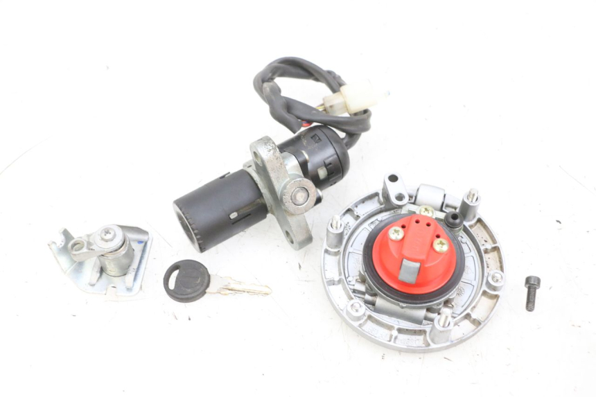 photo de KIT SERRATURE YAMAHA TZR 50 (2008 - 2016) - Dettagli dei punti di fissaggio