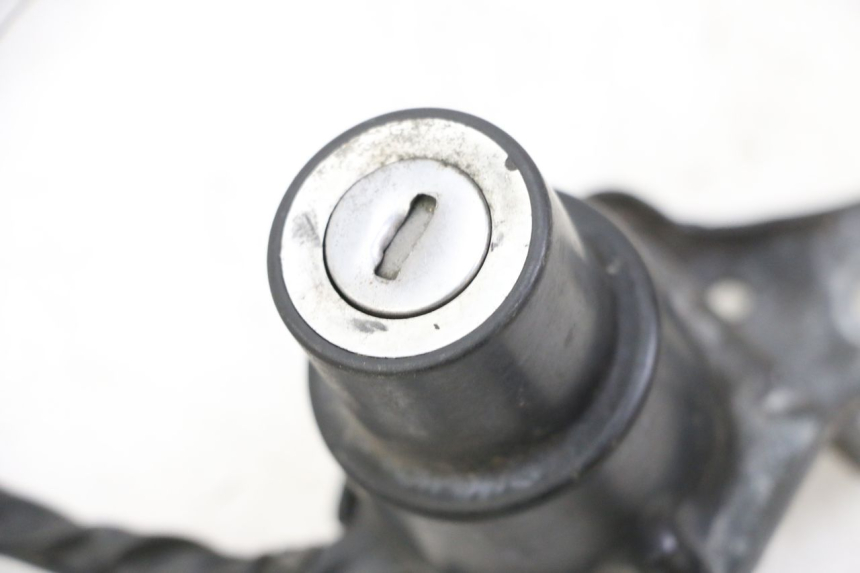 photo de KIT SERRATURE YAMAHA XV VIRAGO 535 (1988 - 2004) - Zoom sullo stato d'uso