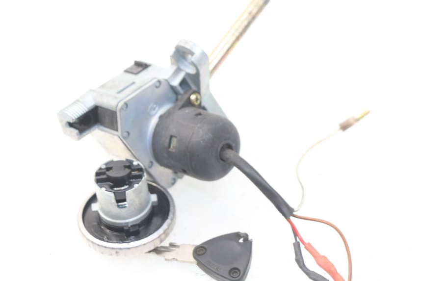 photo de KIT CHIAVE BLOCCO NEIMAN YAMAHA YP MAJESTY 125 (1998 - 2001) - Dettaglio del componente