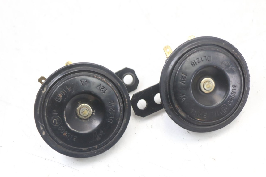 photo de CLACSON HARLEY DAVIDSON SPORTSTER XL CUSTOM 883 (1999 - 2006) - Vista principale