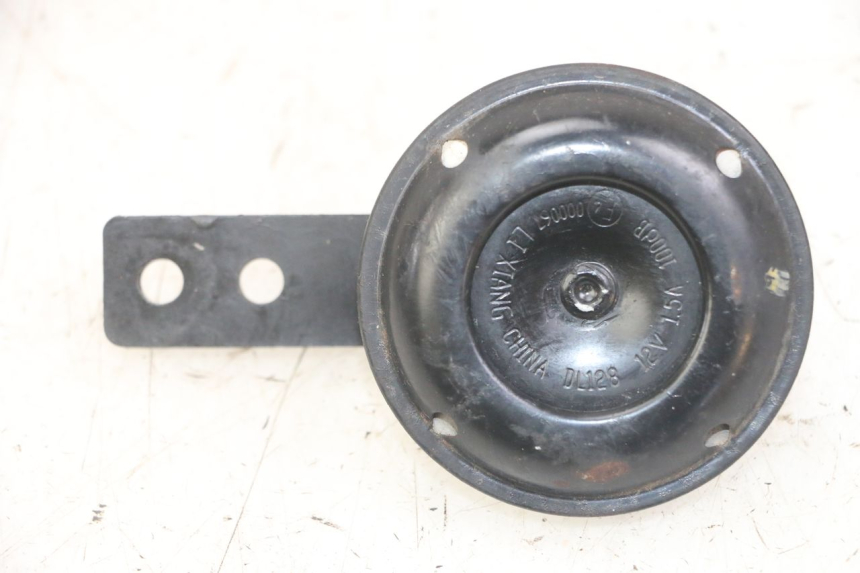 photo de CLACSON PEUGEOT JET FORCE CARBU 50 (2003 - 2016) - Vista principale