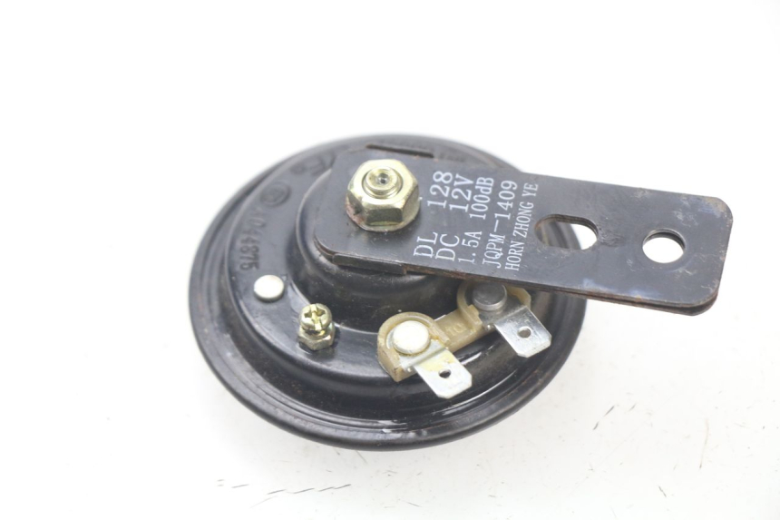 photo de KLAXON PEUGEOT KISBEE 2T 50 (2010 - 2017) - Dettaglio del componente