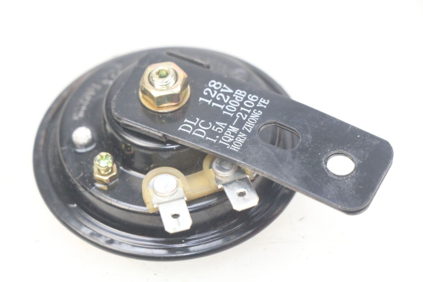 photo de KLAXON PEUGEOT KISBEE 4T 50 (2018 - 2022) - Dettaglio del componente