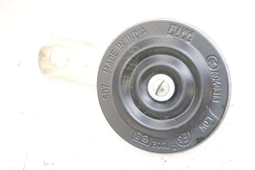 photo de Clacson PEUGEOT SATELIS 125 (2013 - 2018) - Vista principale