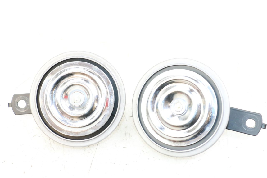 photo de CLACSON ROYAL ENFIELD CONTINENTAL GT 650 (2019 - 2024) - Vista principale