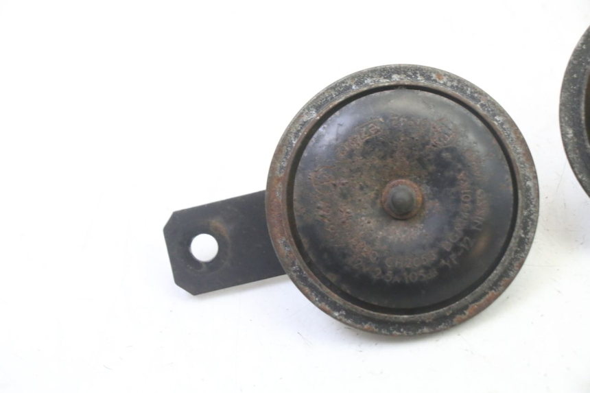 photo de CLACSON TRIUMPH SPRINT 900 (1995 - 1998) - Dettaglio del componente