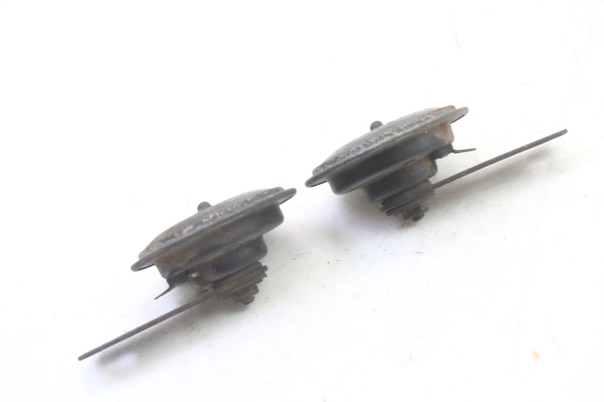 photo de CLACSON TRIUMPH SPRINT 900 (1995 - 1998) - Altra angolazione