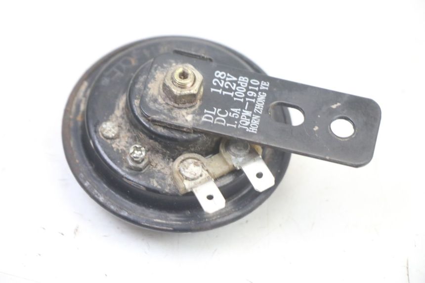 photo de CLACSON PEUGEOT STREETZONE I 2T 50 (2018 - 2020) - Zoom sullo stato d'uso