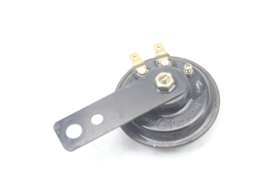 photo de KLAXON PEUGEOT TWEET 4T 50 (2018 - 2022) - Zoom sullo stato d'uso