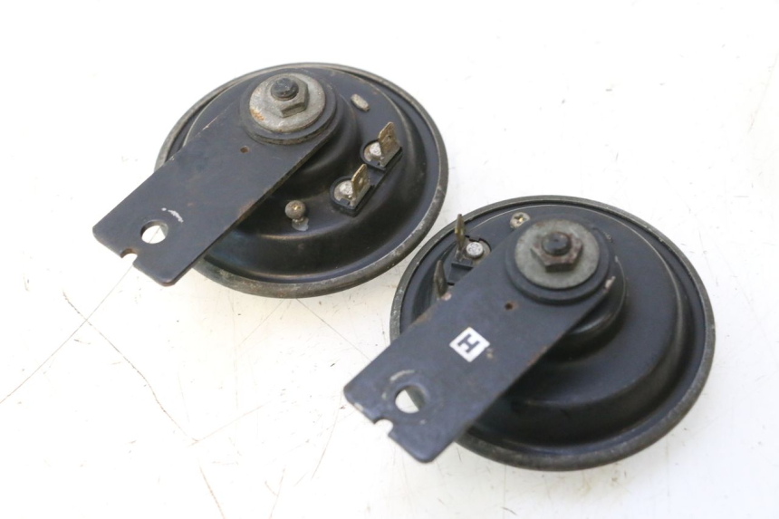 photo de Clacson YAMAHA XJR 1300 (1998 - 2002) - Altra angolazione