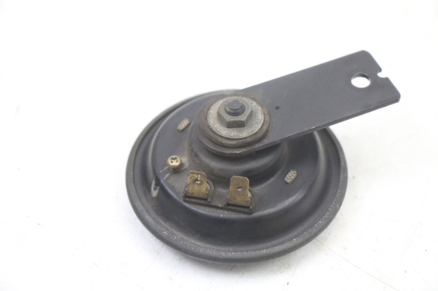 photo de CLACSON YAMAHA FZS FAZER 600 (2001 - 2003) - Zoom sullo stato d'uso