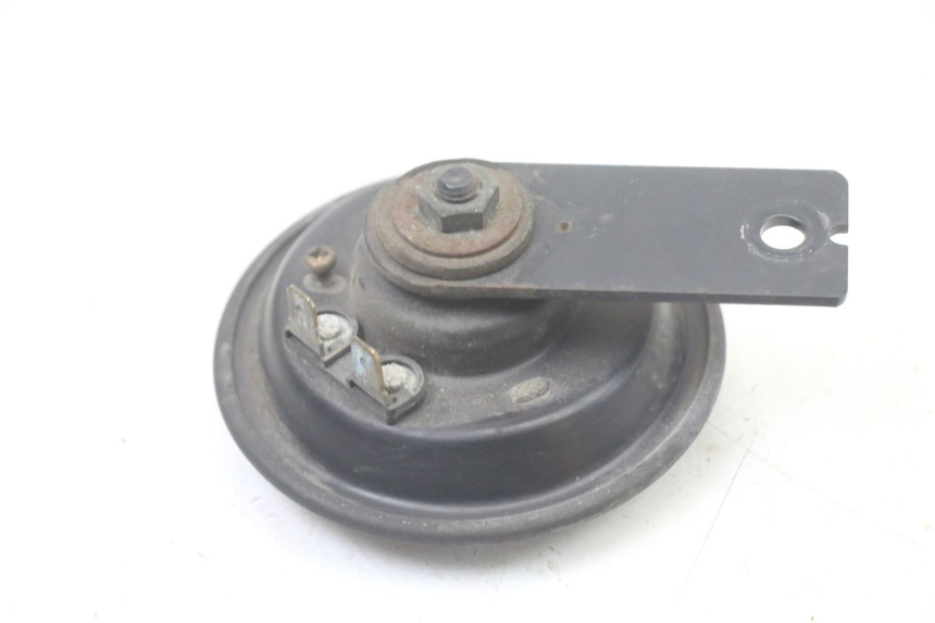 photo de CLACSON YAMAHA FZS FAZER 600 (2001 - 2003) - Zoom sullo stato d'uso