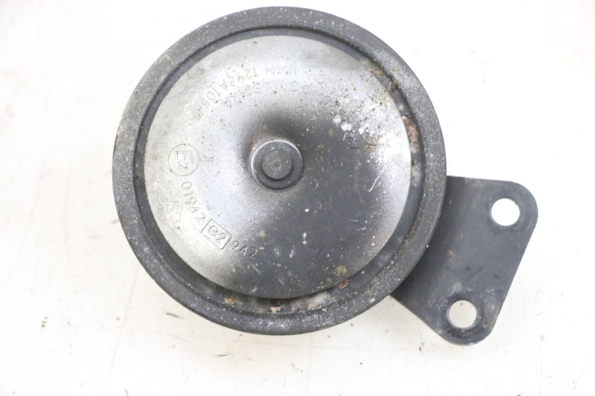 photo de CLACSON KAWASAKI ZR 7 750 (1999 - 2004) - Vista principale