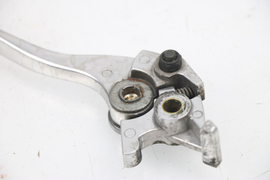 photo de LEVA FRENO DESTRA KYMCO XCITING 500 (2007 - 2010) - Primo piano tecnico