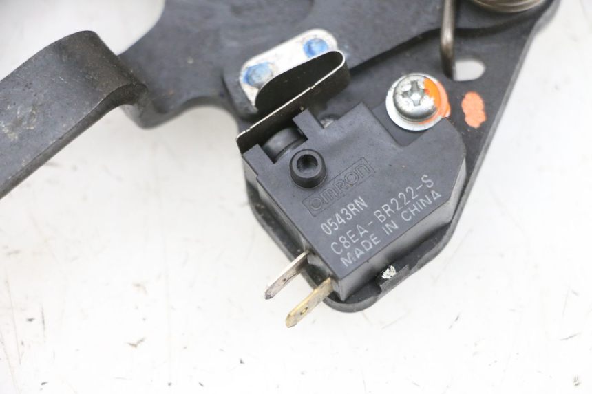 photo de LEVA FRENO PARCHEGGIO SUZUKI BURGMAN 650 (2013 - 2020) - Primo piano tecnico