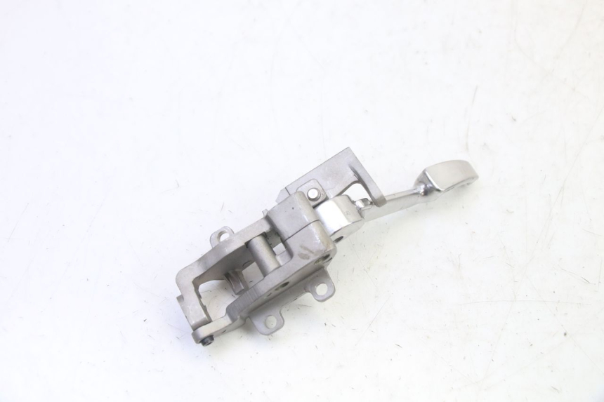 photo de LEVA FRENO PARCHEGGIO PIAGGIO MP3 HPE 310 (2024 - 2025) - Primo piano tecnico