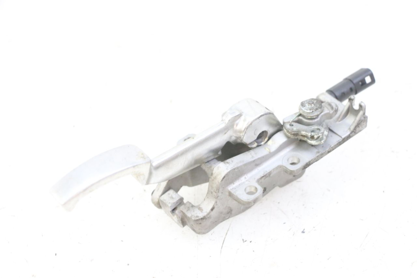 photo de LEVA FRENO PARCHEGGIO PIAGGIO MP3 LT 300 (2010 - 2016) - Primo piano tecnico