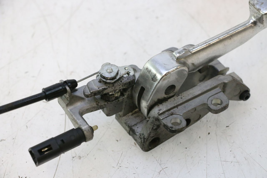 photo de LEVA FRENO DI STAZIONAMENTO PIAGGIO MP3 LT 300 (2010 - 2016) - Stato della superficie e materiale