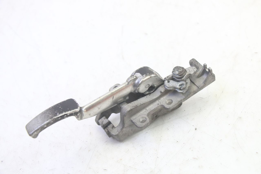 photo de LEVA FRENO DI STAZIONAMENTO PIAGGIO MP3 RL 250 (2006 - 2010) - Zoom sullo stato d'uso