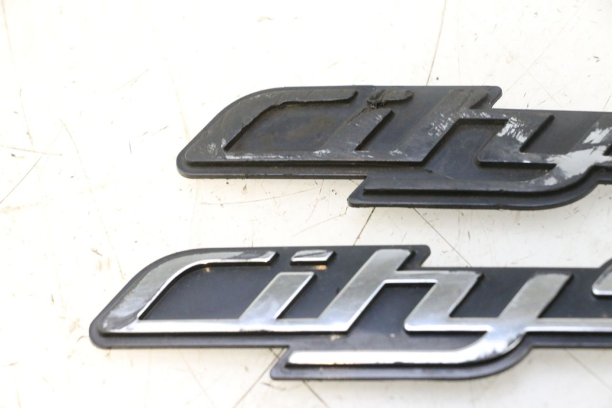 photo de LOGO MARCA PEUGEOT CITYSTAR 2T 50 (2018 - 2021) - Altra angolazione