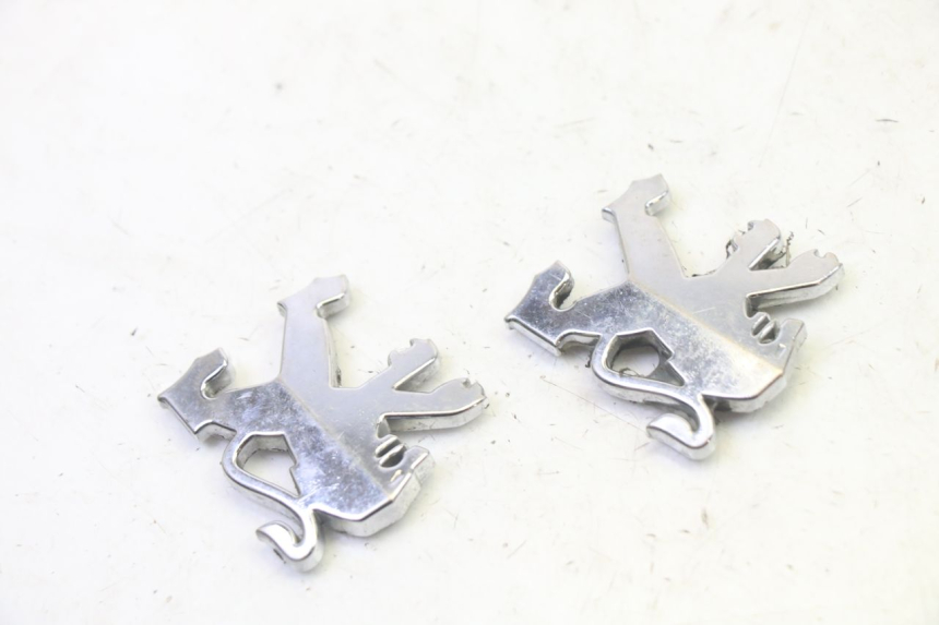 photo de LOGO MARCA PEUGEOT ELYSTAR 50 (2002 - 2014) - Dettaglio del componente